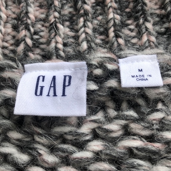GAP Cable Knit Sweater - Picture 9 of 9